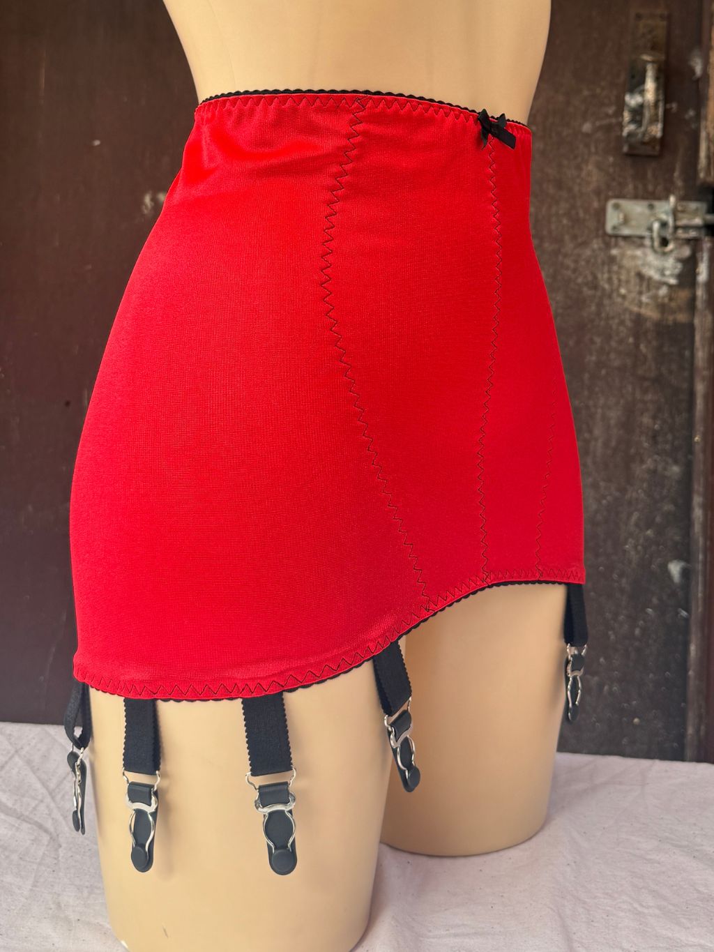 Red 10-Strap Roll On Girdle 036